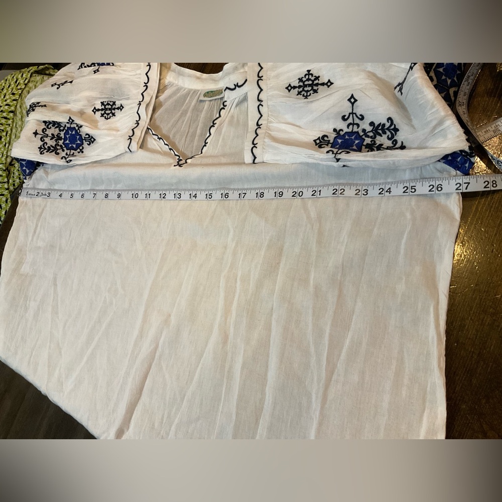 Collections Etc White Blouse with Blue Trim - Picture 5 of 8
